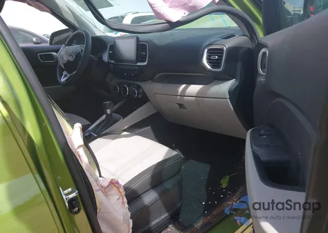 2024 Hyundai Venue Sel z USA, uszkodzony, nr VIN KMHRC8A38RU293461